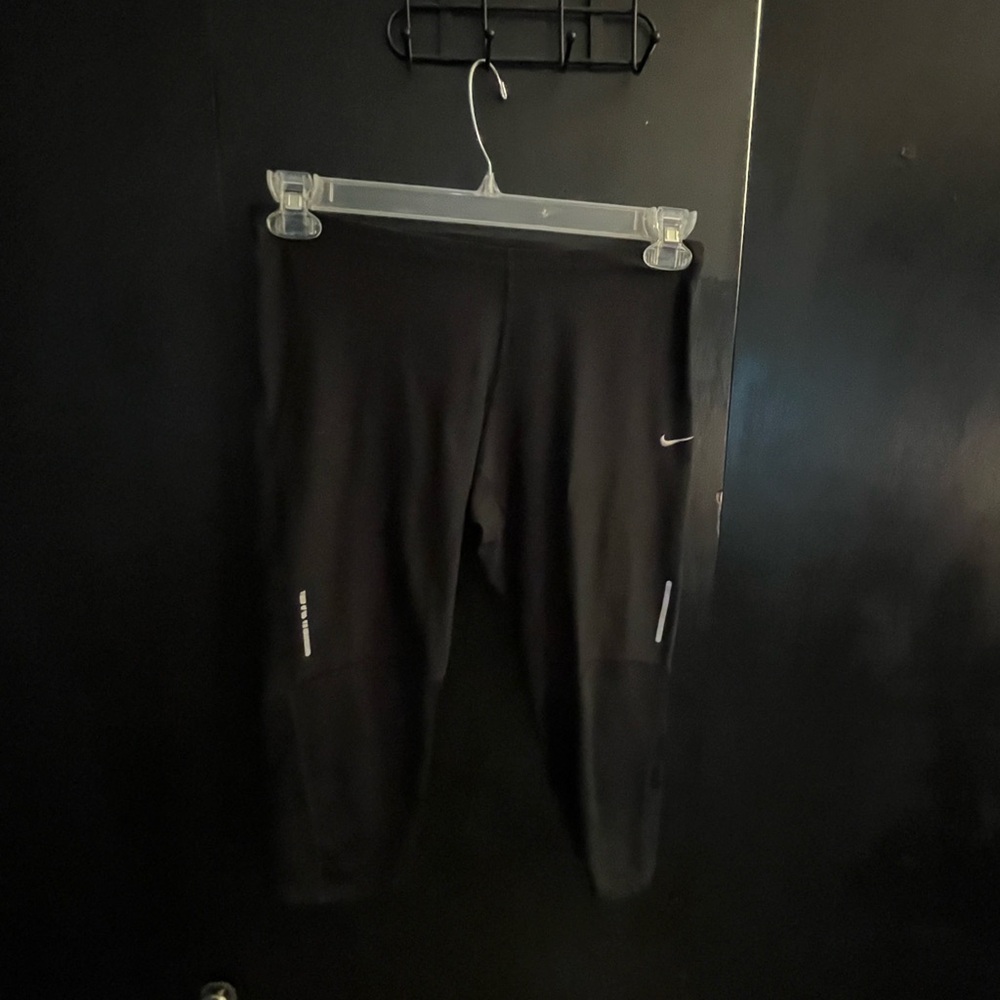 Nike capris